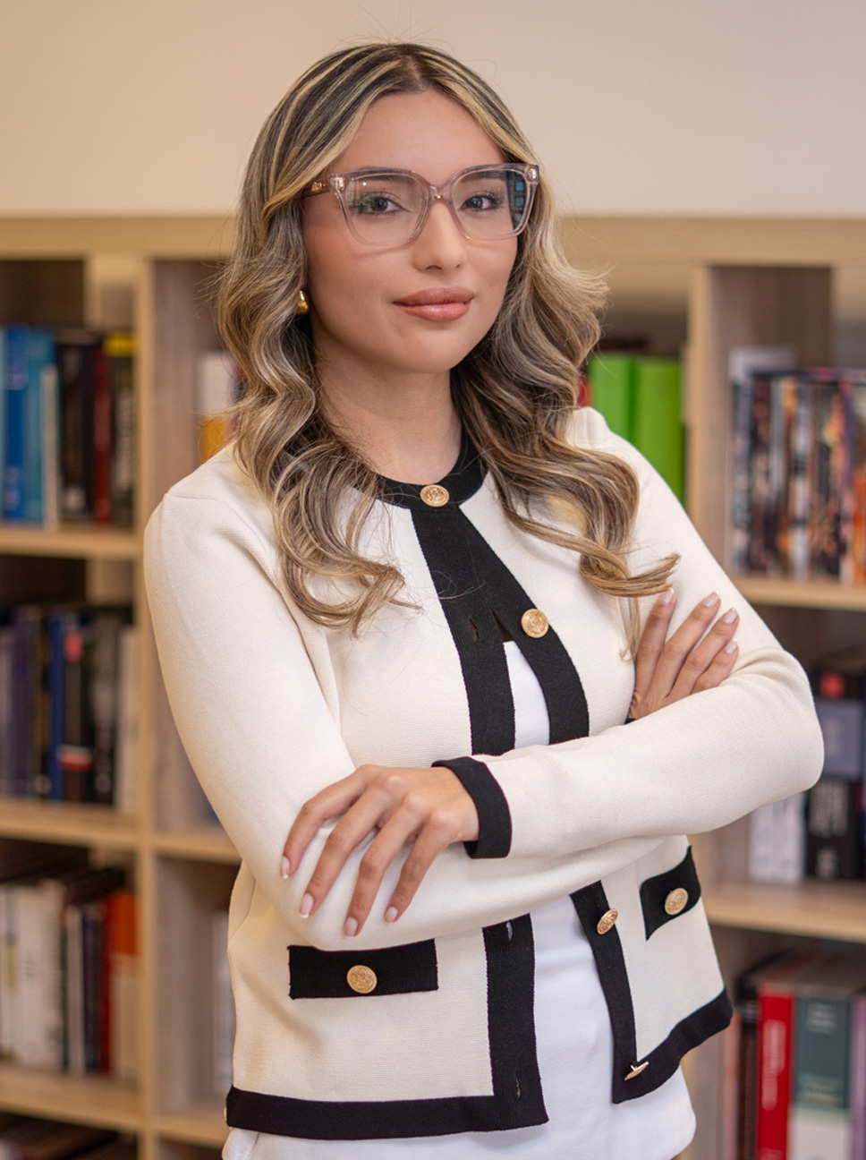 Andrea Menza Gasca Asistente Administrativa